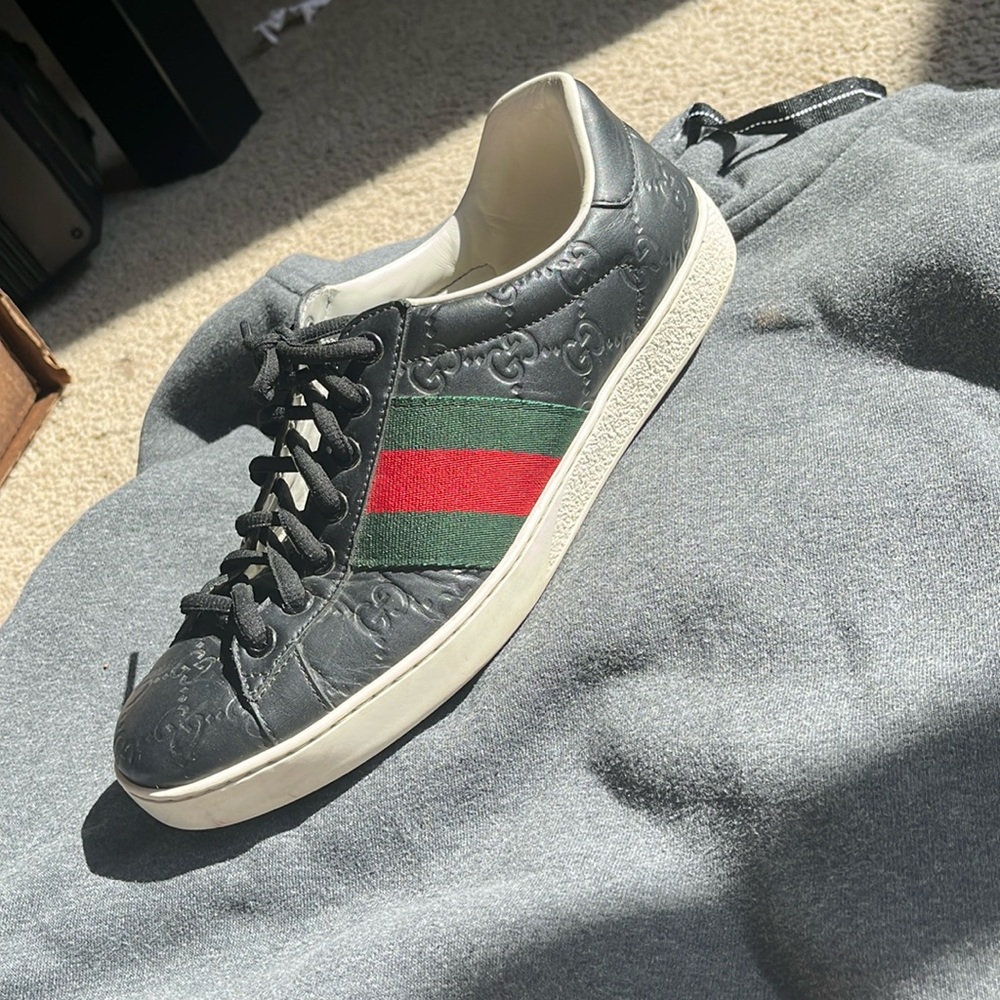 Gucci sneakers size 7.5